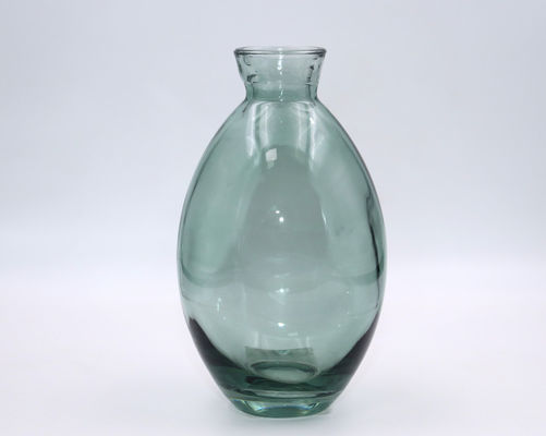 H12cm Elegant Green Glass Vase Tiny Centerpiece for Single Flower Arrangements Mini Home Decor